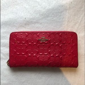 Pink Coach Designer Brand Trendy Wallet Below Retail Gently Used